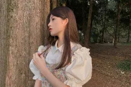 黄一鸣直播带娃被扒欠款55万、限高！王思聪不回应真不是没理由